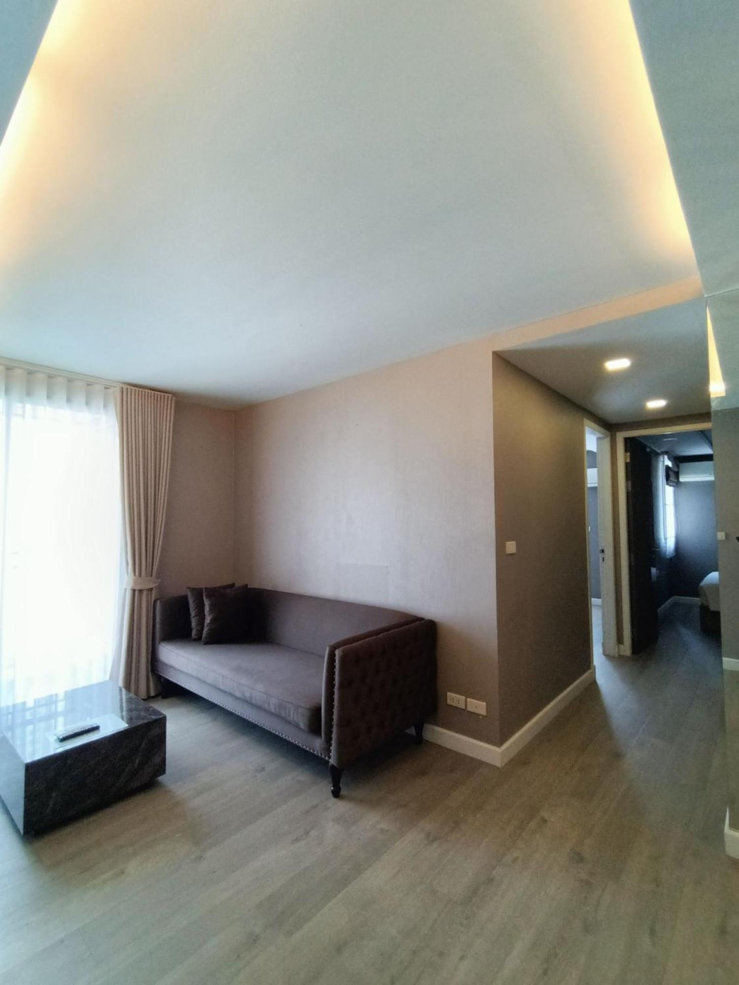 18 Residence Бангкок Экстерьер фото